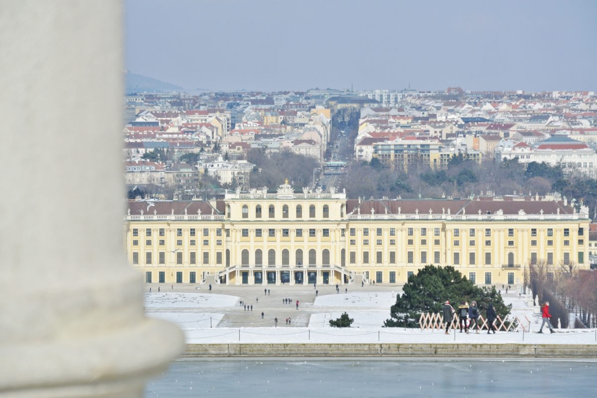 Wien-Schloss-Schönbrunn-Blick-von-der-Gloriette