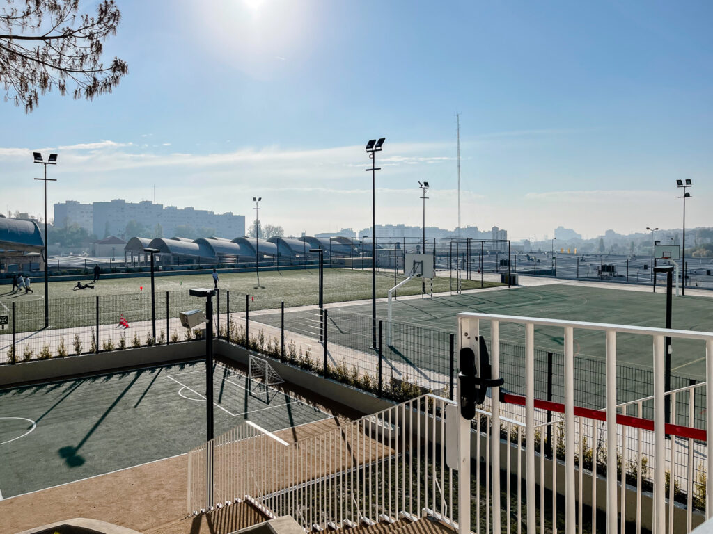 United-Lisbon-Intertnational-School-Martinhal-Lissabon-Sportplatz-livingelements