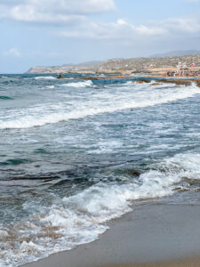 living.elements-Cretan-Malia-Park-Hotel-Kreta-Strand-Malia-stuermisch