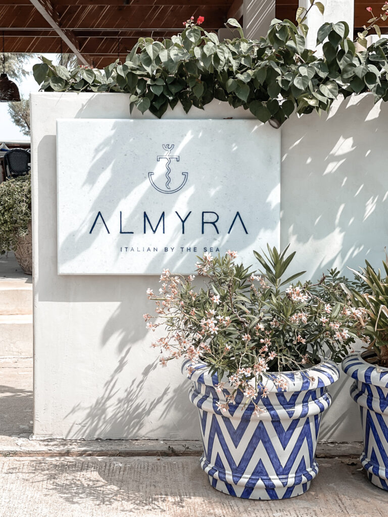 living.elements-Cretan-Malia-Park-Hotel-Kreta-Restaurant-Almyra-Eingang