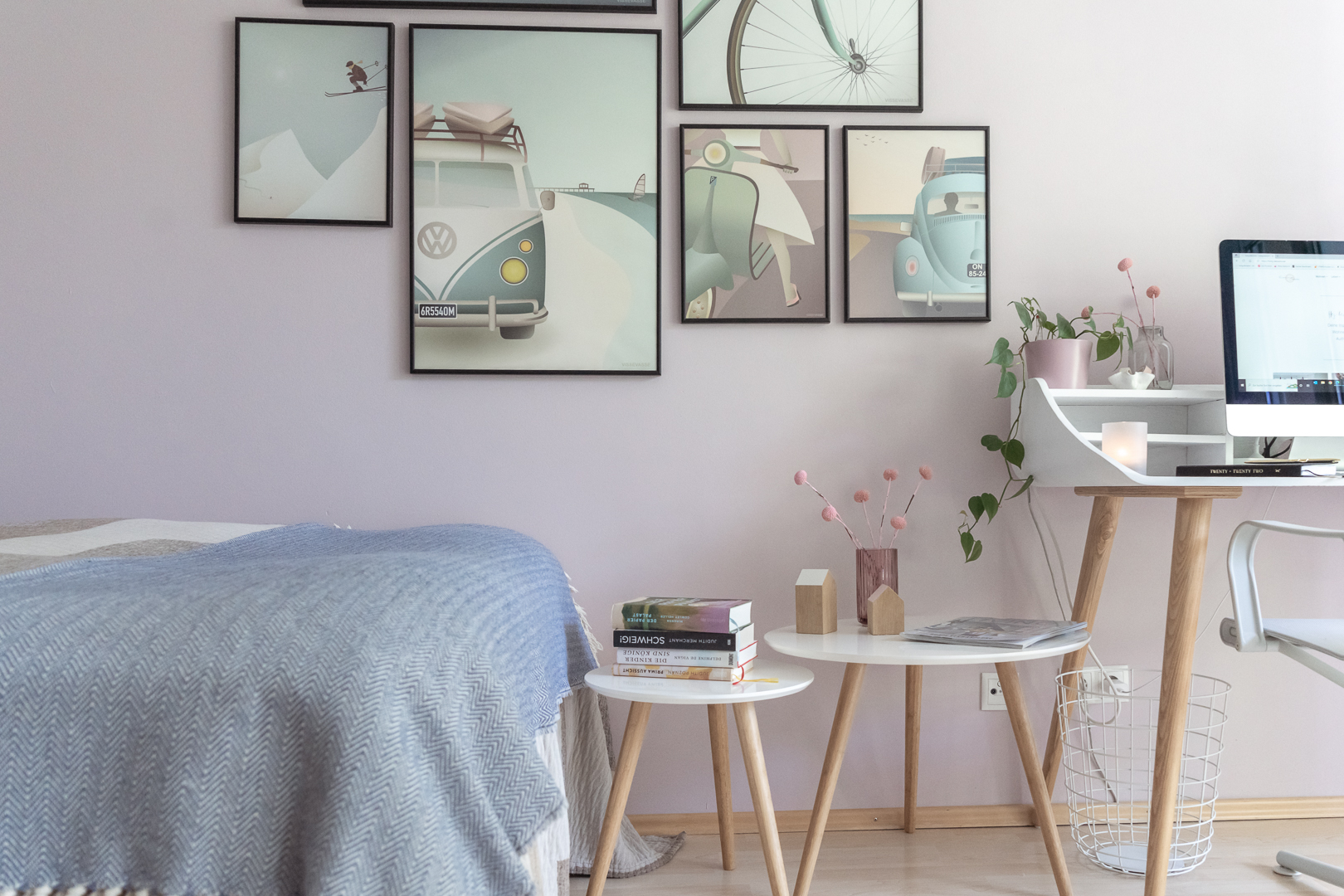 livingelements-rosa-Wand-nachher-Schreibtisch-Bilderwand