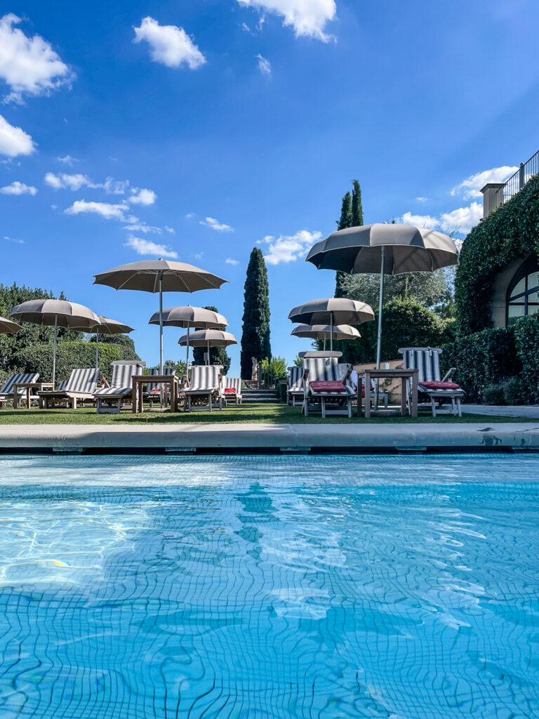 livingelements-como-castello-del-nero-toskana-pool
