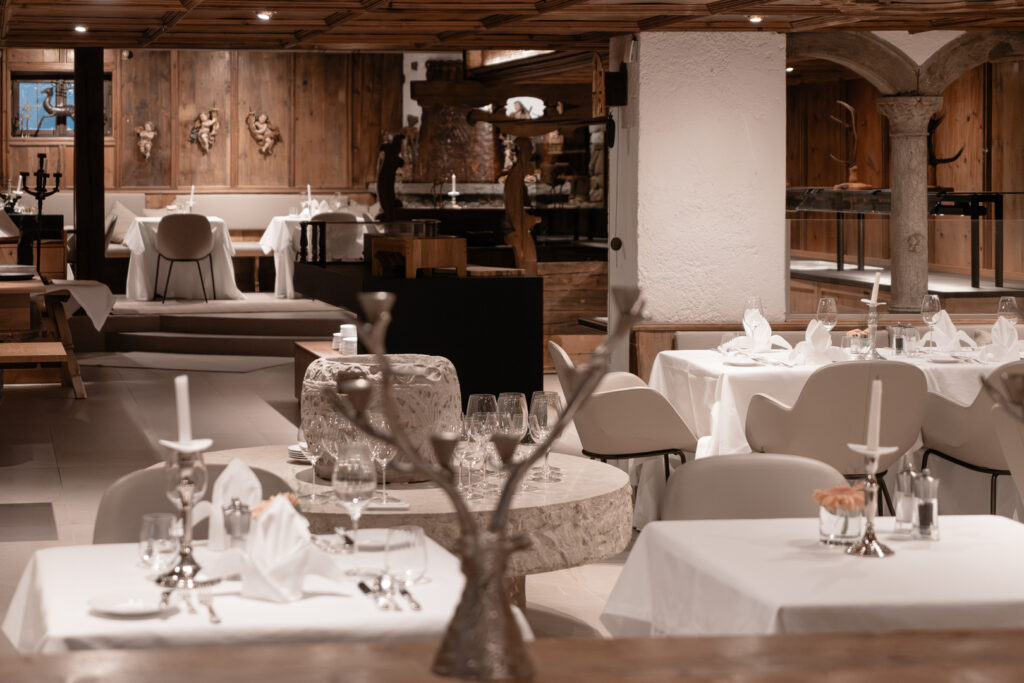 livingelements-skiurlaub-oesterreich-direkt-an-der-piste-top-hotel-hochgurgl-restaurant